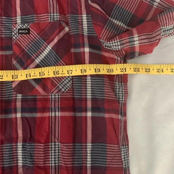 Rvca Men’s size large short sleeve button down shirt plaid red navy cream gray - Picture 7 of 8